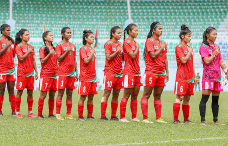 বাংলাদেশ নারী ফুটবলাররা