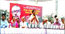 যার ভেতরে দেশপ্রেম নেই সে কখনো মানুষ হতে পারেনা : মেয়র আইভী যার ভেতরে দেশপ্রেম নেই সে কখনো মানুষ হতে পারেনা : মেয়র আইভী