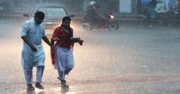 ঈদ যাত্রায় সঙ্গী হতে পারে বৃষ্টি ঈদ যাত্রায় সঙ্গী হতে পারে বৃষ্টি