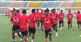 দেশে ফিরেই অনুশীলনে ফুটবলাররা