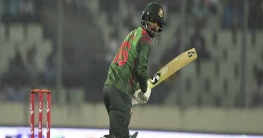 ৫ উইকেট হারিয়ে বিপদে বাংলাদেশ ৫ উইকেট হারিয়ে বিপদে বাংলাদেশ