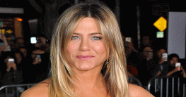 ৫০ বছরে মা হচ্ছেন জেনিফার অ্যানিস্টন ৫০ বছরে মা হচ্ছেন জেনিফার অ্যানিস্টন