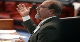 পা জোড়া করে রাখেননি? ধর্ষিতাকে প্রশ্ন করে বিপাকে বিচারক পা জোড়া করে রাখেননি? ধর্ষিতাকে প্রশ্ন করে বিপাকে বিচারক