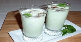 ইফতারে স্বাস্থ্যকর ‘চিঁড়া দইয়ের শরবত’