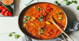 তিরিশ মিনিটে নারিকেল দুধে ফুলকপি ডাল