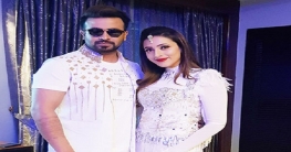 বগুড়া মাতালেন শাকিব-মিম বগুড়া মাতালেন শাকিব-মিম