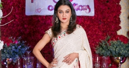 বৈশাখের পোশাকে র্যাম্পে জয়া বৈশাখের পোশাকে র্যাম্পে জয়া