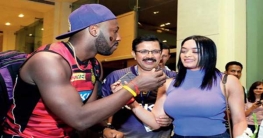 ফের ছক্কাবৃষ্টির ইঙ্গিত ‘বাহুবলী’ রাসেলের