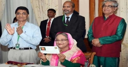 স্বাধীনতা দিবসে স্মারক ডাকটিকেট অবমুক্ত করলেন প্রধানমন্ত্রী