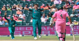 অবশেষে `গোলাপি` প্রোটিয়াদের মাটিতে নামাল পাকিস্তান