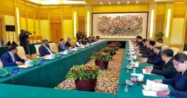 রোহিঙ্গা ফেরাতে চীনের সহায়তা চাইলেন স্বরাষ্ট্রমন্ত্রী