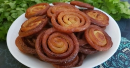 মুচমুচে গরম জিলাপি