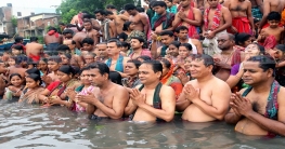 লাঙ্গলবন্দে অষ্টমী স্নানোৎসব, পূণ্যার্থীদের ঢল