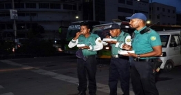 একমুঠো মুড়ি আর পানিই ইফতার একমুঠো মুড়ি আর পানিই ইফতার