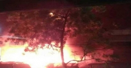 খিলগাঁওয়ে আগুনে পুড়েছে অর্ধশতাধিক দোকান