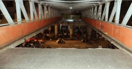 মুম্বাইয়ে ফুট ওভারব্রিজ ধস, নিহত ৫