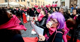 আদালত বললো, ধর্ষণ করার মতো চেহারা তার নেই