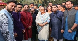 জয় বাংলা, জিতবে আবার নৌকা’ গানটি প্রধানমন্ত্রীকে উৎসর্গ