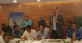 মেয়র আতিকুলের সঙ্গে বৈঠকে শিক্ষার্থীরা 