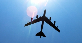 চীনের আকাশসীমা ঘেঁষে মার্কিন বোমারু বিমানের মহড়া