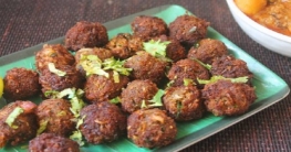 পুষ্টিকর ‘নিম ফুলের বড়া’