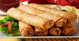 সুস্বাদু ‘এগ কাঠি রোল’
