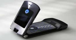 ফের আসছে Moto Razr!
