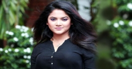 স্বাধীনতা দিবসে ঊর্মিলা স্বাধীনতা দিবসে ঊর্মিলা