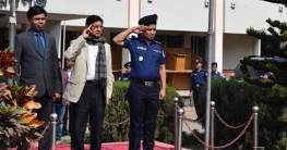 মন্ত্রী গাজীকে জেলা পুলিশের গার্ড অব অনার