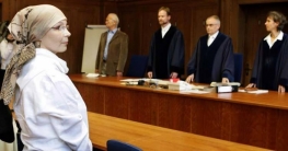 ‘আদালতে হিজাব পরতে পারবে না বিচারক ও আইনজীবীরা’