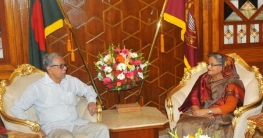 রাষ্ট্রপতির সঙ্গে প্রধানমন্ত্রীর সাক্ষাৎ