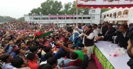 ‘মিথ্যা আশ্বাসে ভোট দেবেন না’ ‘মিথ্যা আশ্বাসে ভোট দেবেন না’