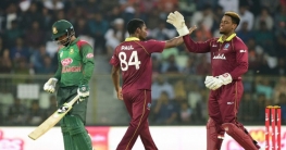 ব্যাটিং বিপর্যই পরাজয়ের মূল কারণ ব্যাটিং বিপর্যই পরাজয়ের মূল কারণ