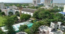 মায়ের লাশ আগলে রাখা সেই যুবকের চিকিৎসা শুরু