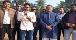 শাহরিয়ার আলমের প্রচারণায় ক্রিকেটার মিরাজ শাহরিয়ার আলমের প্রচারণায় ক্রিকেটার মিরাজ