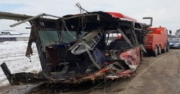 নেপালে বাস গিরিখাতে পড়ে ২৩ শিক্ষার্থী নিহত   