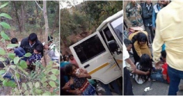 গুজরাটে শিক্ষার্থীবাহী বাস খাদে পড়ে ১০ শিশুর প্রাণহানি