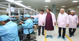 ওয়ালটনে প্রযুক্তিপণ্য উৎপাদনে অগ্রগতি,মুগ্ধ গণশিক্ষা প্রতিমন্ত্রী