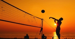 ‘এতটুকু আশা’ বিচ ভলিবলে ‘এতটুকু আশা’ বিচ ভলিবলে