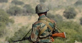 কাশ্মীরে বাড়ি থেকে ভারতীয় সেনাকে অপহরণ