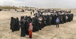 শত শত আইএস যোদ্ধার আত্মসমর্পণ