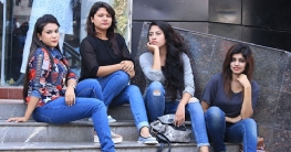 মেয়েরা জিন্স-শার্ট পরলেই সন্তান হতে পারে হিজড়া!