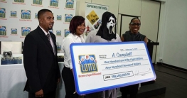 আত্মীয়রা টাকা চাইবেন, ভয়ে মুখোশ পরেই লটারির টাকা গ্রহণ