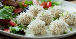 চিকেন রাইস ফ্লাওয়ার বল