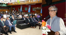 ইন্টারনেট জ্ঞানের ভাণ্ডার : মোস্তাফা জব্বার