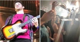 প্রিয়াঙ্কার সামনেই নিকের দিকে অন্তর্বাস ছুঁড়লেন মহিলা ভক্ত প্রিয়াঙ্কার সামনেই নিকের দিকে অন্তর্বাস ছুঁড়লেন মহিলা ভক্ত