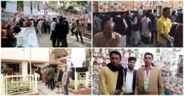 উৎসব মুখর পরিবেশে ভোট দিচ্ছেন চলচ্চিত্র পরিচালকরা