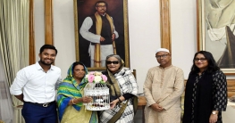 প্রধানমন্ত্রীকে বিয়ের দাওয়াত দিলেন সাব্বির