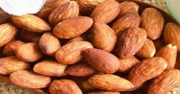 ত্বকের তৈলাক্ততা কমাতে কাঠবাদামের প্যাক