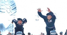 হঠাৎই মঞ্চ থেকে ঝাঁপ দিলেন রণবীর